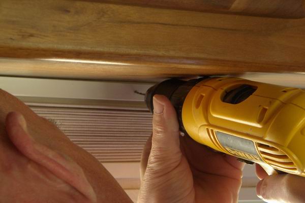 Drilling Day/Night Shade for Alum Rod placement