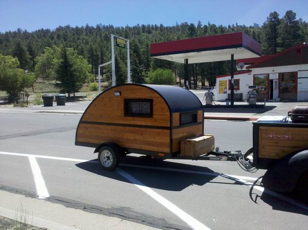 Pod Woodie on Rt 66, Williams, AZ
